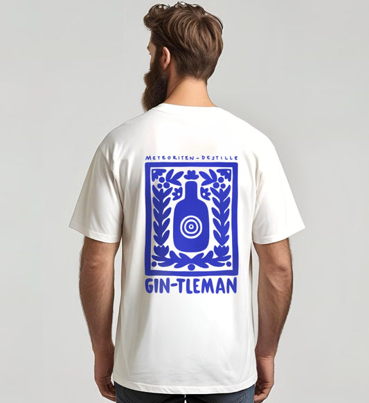 Mann mit Gin T-Shirt und blauem Aufdruck Gin-tleman. Für echte Gentlemen!